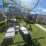 Doukas By The Sea-little Paradise-beachfront 公寓