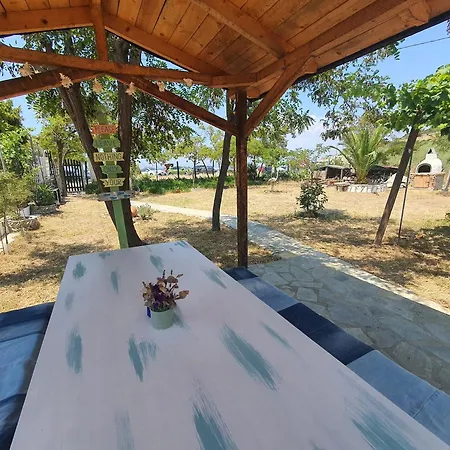 Apartment Doukas By The Sea-little Paradise-beachfront Skala Marion