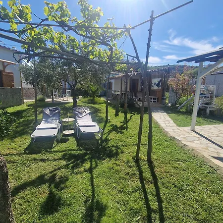 Apartment Doukas By The Sea-little Paradise-beachfront